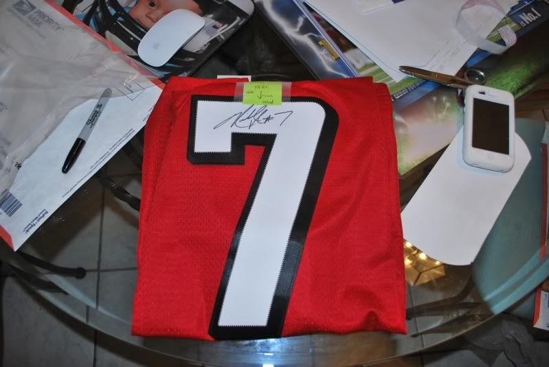 [Sportsgraphing.com] Michael Vick Private Signing July 1, 2010