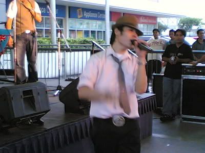 Image hosted by Photobucket.com