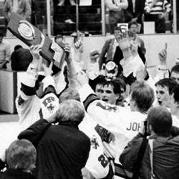 1987 Sioux trophy photo 1987Siouxtrophy.jpg