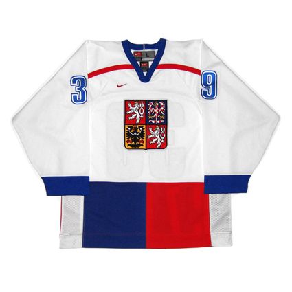 Czech Republic 1998 H jersey photo CzechRepublic1998HF.jpg