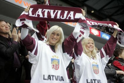  photo Latviahockeyfans.jpg
