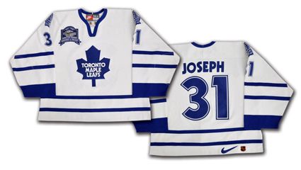 Toronto Maple Leafs 1998-99 jersey photo TorontoMapleLeafs1998-99jersey.jpg