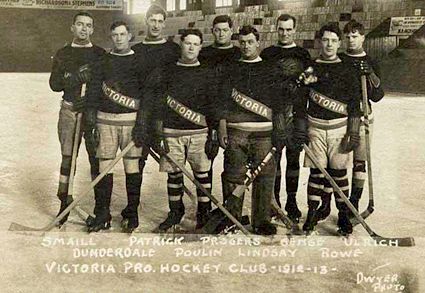  photo 1912-13 Victoria Senators-Aristocrats team.jpg