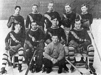 1914–15 Victoria Aristocrats team photo 1914ndash15 Victoria Aristocrats team.jpg