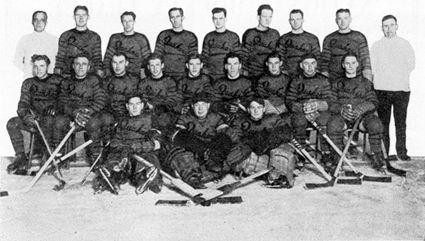 1930-31 Philadelphia Quakers team photo 1930-31 Philadelphia Quakers team.jpg