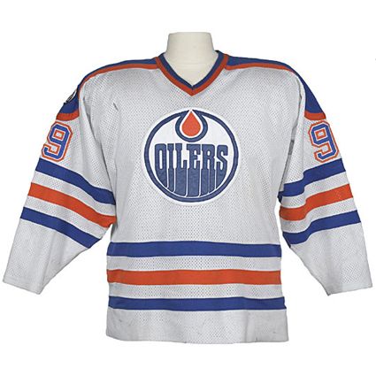 Edmonton Oilers 1981-82 jersey photo Edmonton Oilers 1981-82 F jersey.jpg