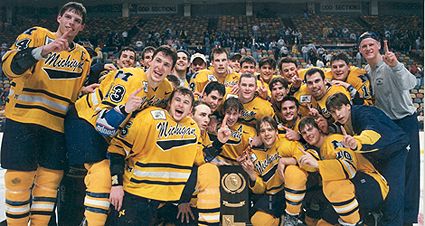  photo Michigan 1996 NCAA champions.jpg