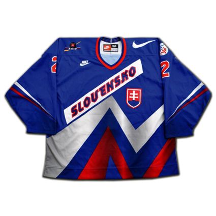 Slovakia 1996 jersey photo Slovakia1996Fjersey.jpg