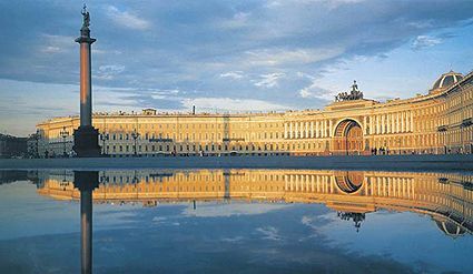  photo St_Petersburg_winter_palace.jpg