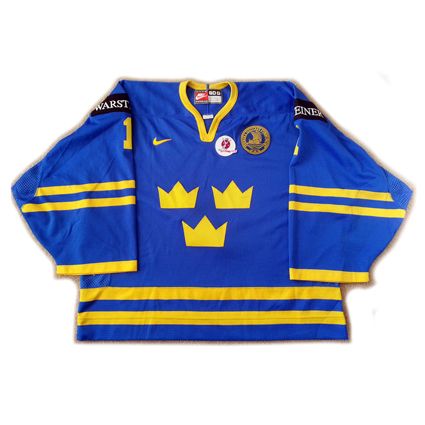 Sweden 1998 jersey photo Sweden 1999 F jersey.jpg