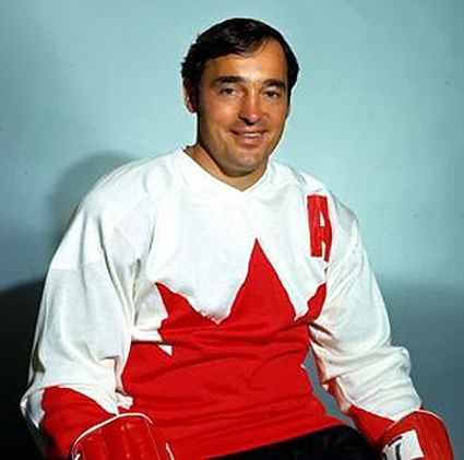 Mahovlich Team Canada 1972 photo Mahovlich Team Canada 1972.jpg