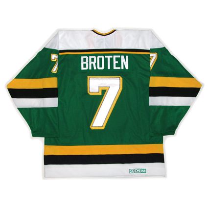 75 greatest players of Minnesota high school boys hockey: No. 4 Neal Broten  – Twin Cities