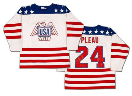 United States National Team 1976 home jersey photo United States National Team 1976 home jersey.jpg