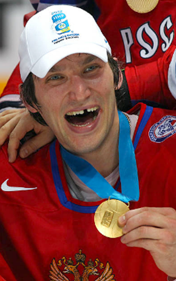  photo Ovechkin Russia 2012 medal.png