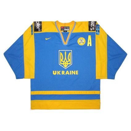 ukraine jersey photo: Ukraine 2002 jersey Ukraine2002F.jpg