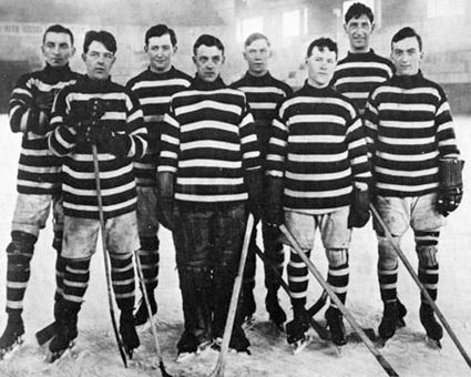 1912-13 Victoria Senators photo 
1912-13VictoriaSenatorsteam.jpg