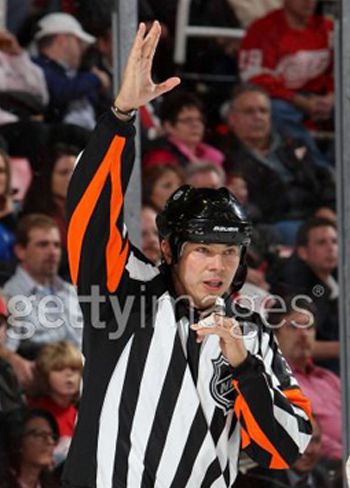 2009 NHL referee's sweater
