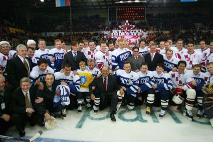 Larionov Farewell Game group photo