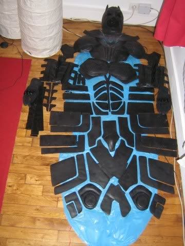 DARKKNIGHTCOSTUME002640x480.jpg