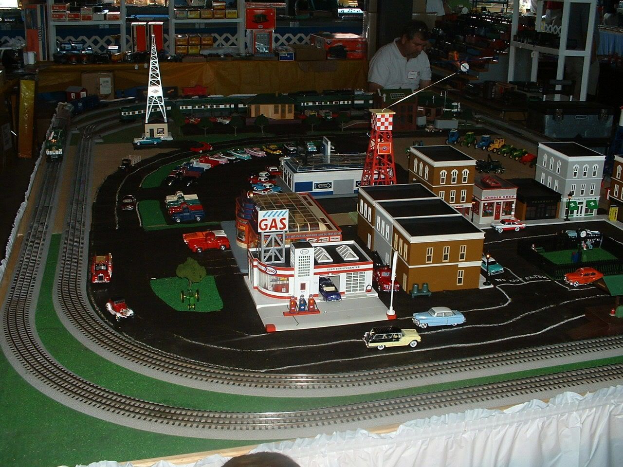 Huntsville train show. With pics. Not Dialup friendly!! Model