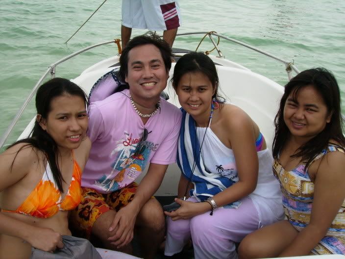 Boracay Island, Malay, Aklan - with Isa, Armand, Verna and Thina