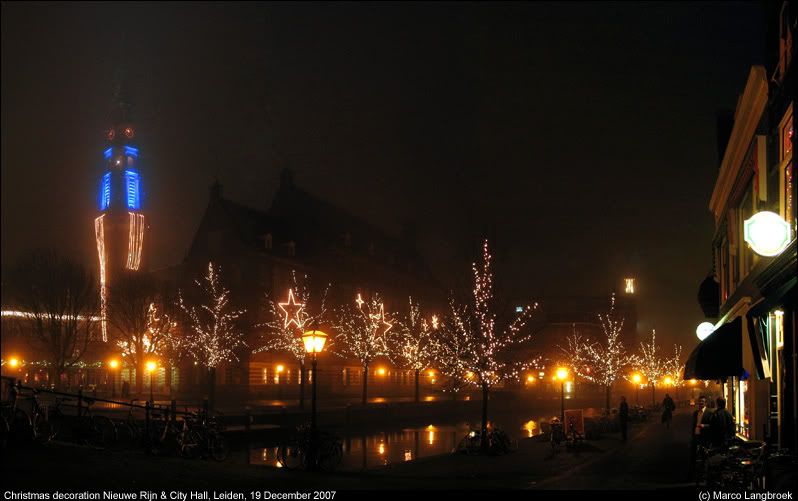 Christmas illumination Nieuwe Rijn and Town Hall, 19 Dec 2007