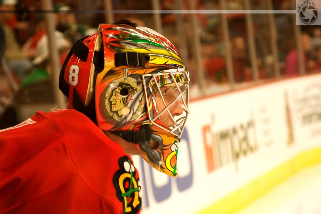 IMAGE: http://i19.photobucket.com/albums/b178/silentlore/hockey_08_09/bh_3_15_09/IMG_6925.jpg