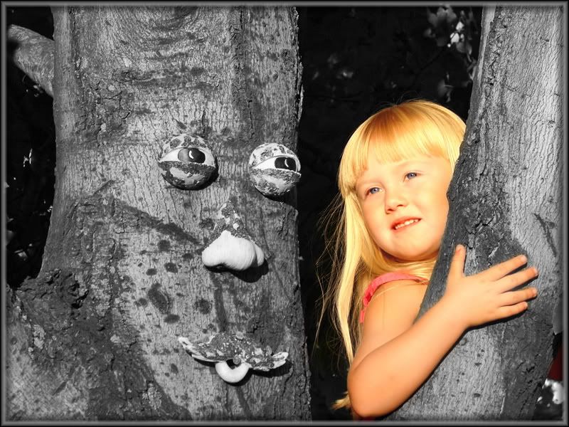 IMAGE: http://i19.photobucket.com/albums/b178/silentlore/misc/110.jpg