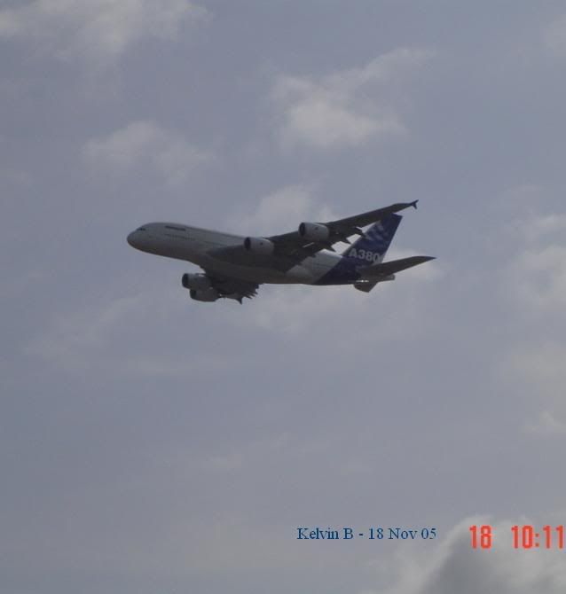 http://i19.photobucket.com/albums/b182/kelvinboon/flyby5.jpg