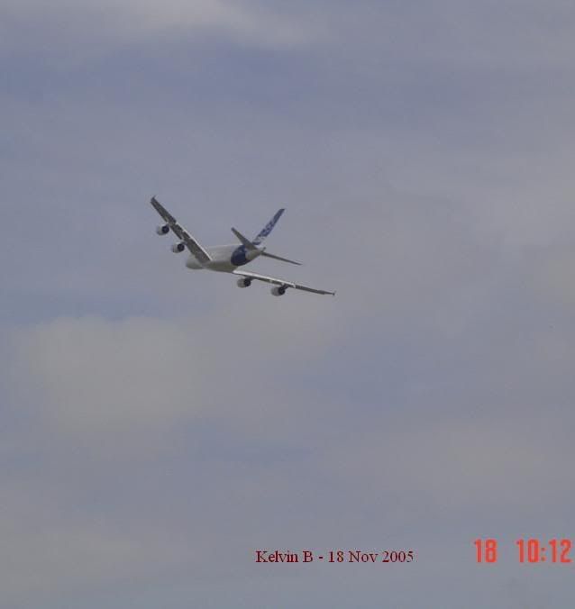 http://i19.photobucket.com/albums/b182/kelvinboon/flyby8.jpg