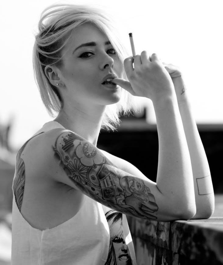 GirlSmoking2.jpg