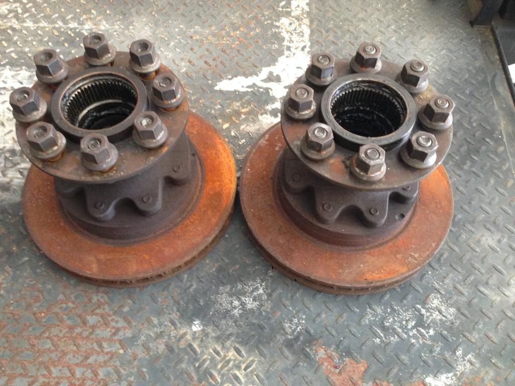 Dana 60 hubs srw and drw Pirate 4x4