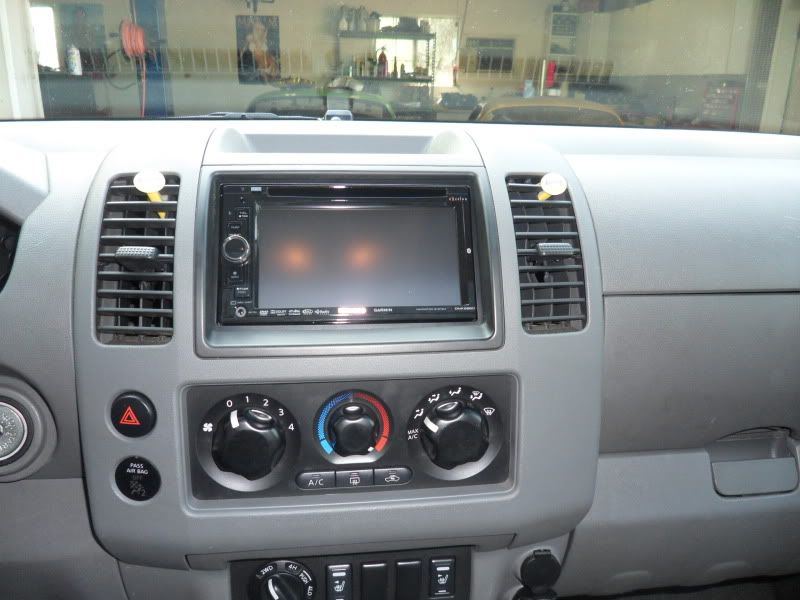 2007 Nissan frontier aftermarket stereo #3