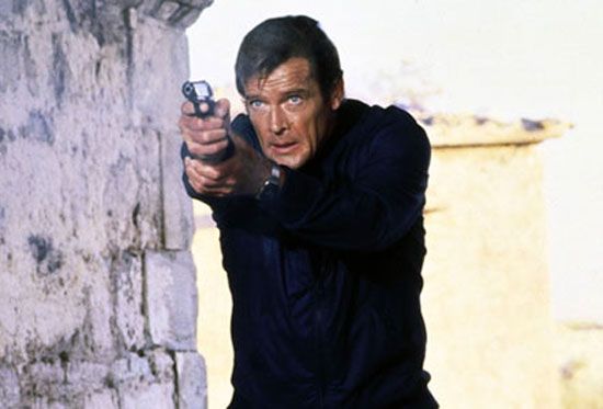 Roger-Moore-For-Your-Eyes-Only.jpg