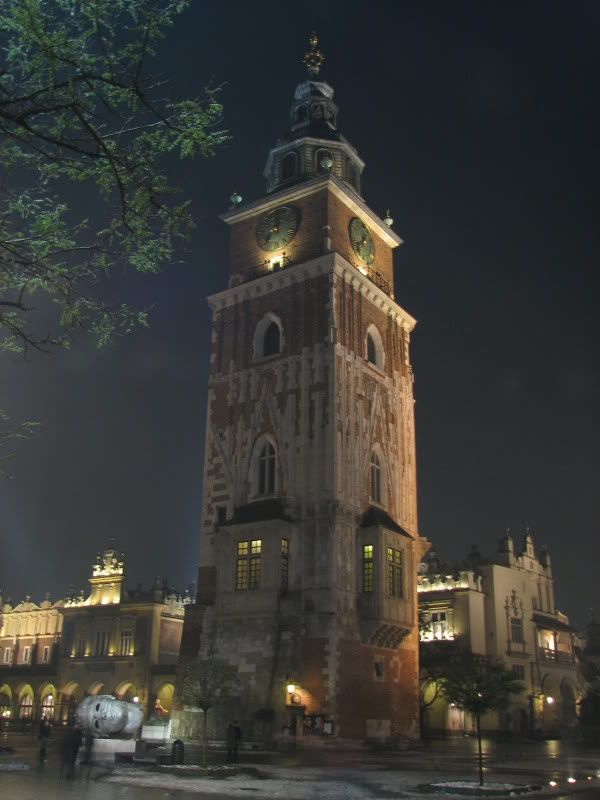 IMAGE: http://i19.photobucket.com/albums/b191/Idnas71/Central%20Europe%202007/IMG_0822.jpg