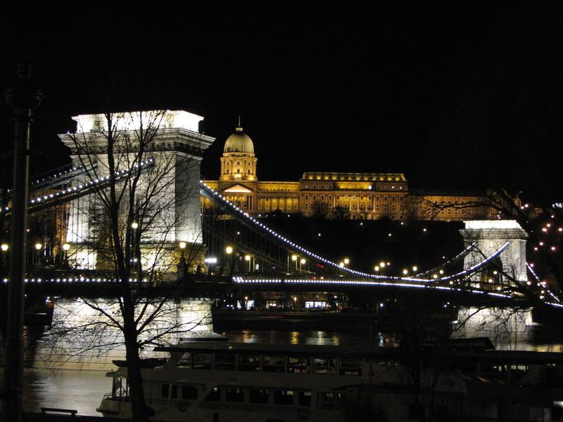 IMAGE: http://i19.photobucket.com/albums/b191/Idnas71/Central%20Europe%202007/IMG_0944.jpg