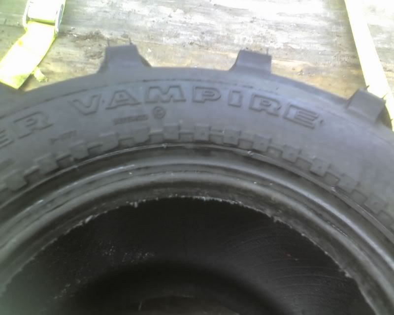 Super Swamper Vampires! Best Mud Tire Out!