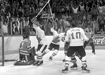 Canada celebrates 1976 Canada Cup photo Canadacelebrates1976CanadaCup.jpg