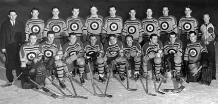  photo 1941-42 RCAF Flyers team.png