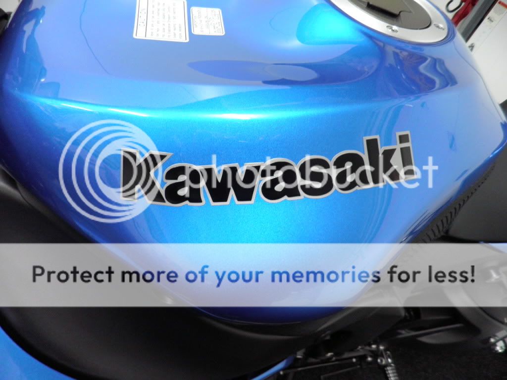 Kawasaki Ninja ZX 6R decals stickers BLACK & SILVER 09  