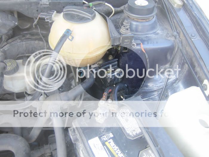 ~water on the FUSE box. | VW Vortex - Volkswagen Forum